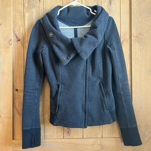 lululemon Stylish Women's blue zipper/button sweatshirt